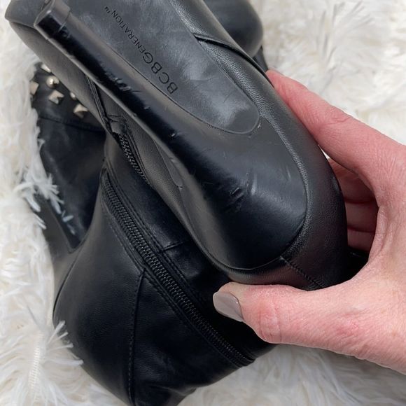 BCBG tall boots 6B - Picture 6 of 11